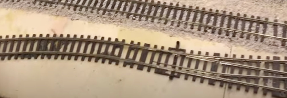 curve, controcurve e scambi nel plastico ferroviario